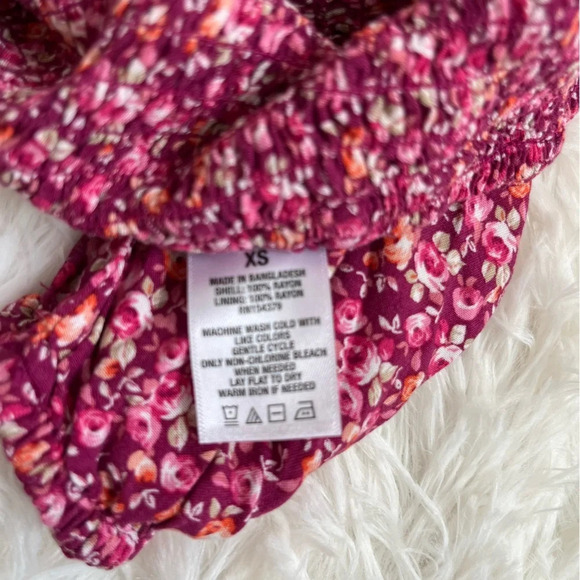 Aeropostale NWT Floral Crop Top Size XS - Picture 10 of 11